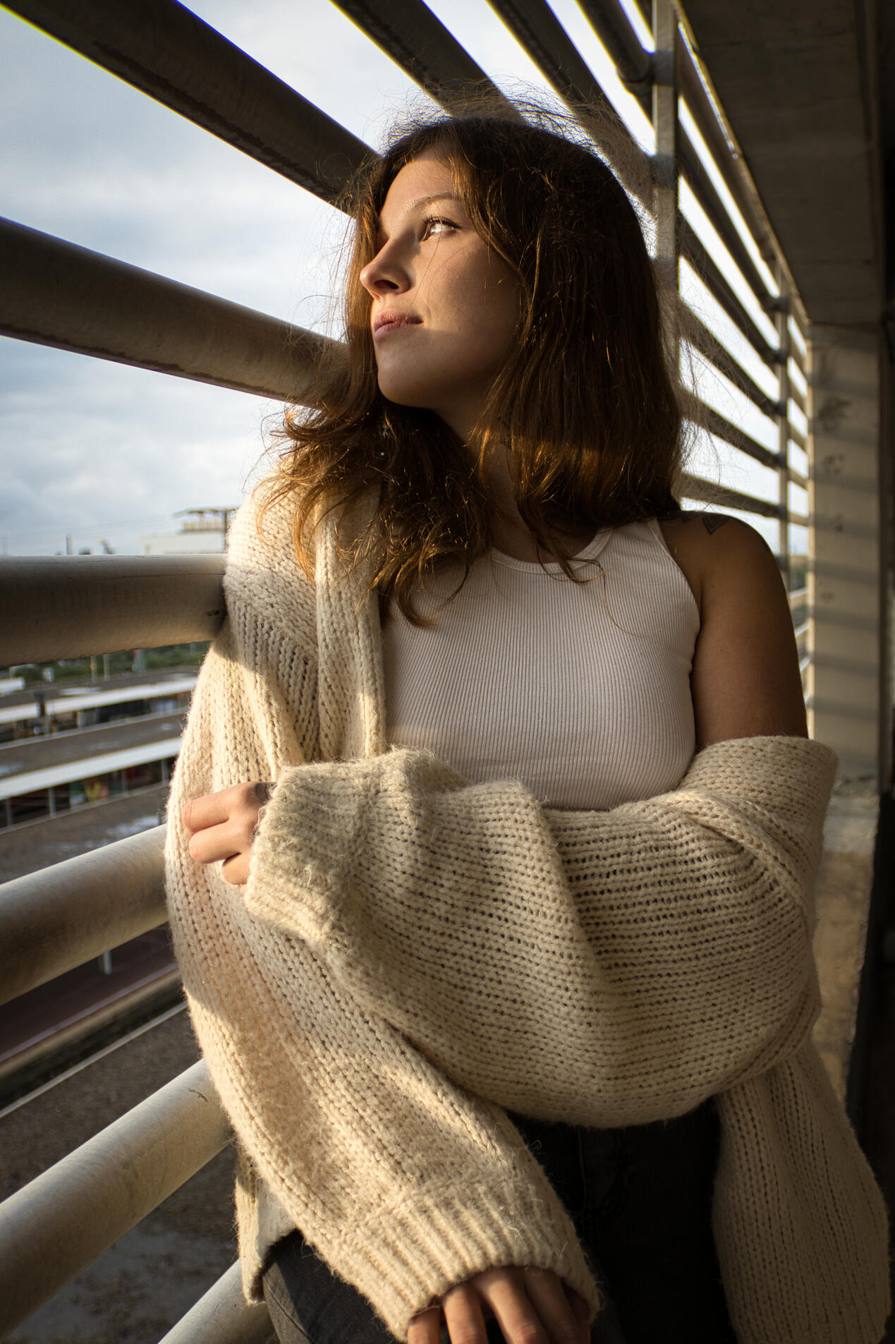 portrait frau natürlich indoor